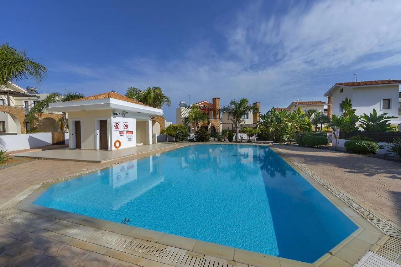 أيا نابا Ayia Thekla Villa Annamaria