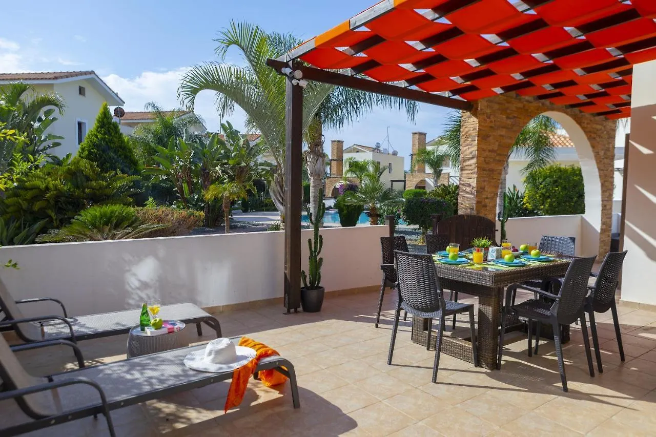 أيا نابا Ayia Thekla Villa Annamaria