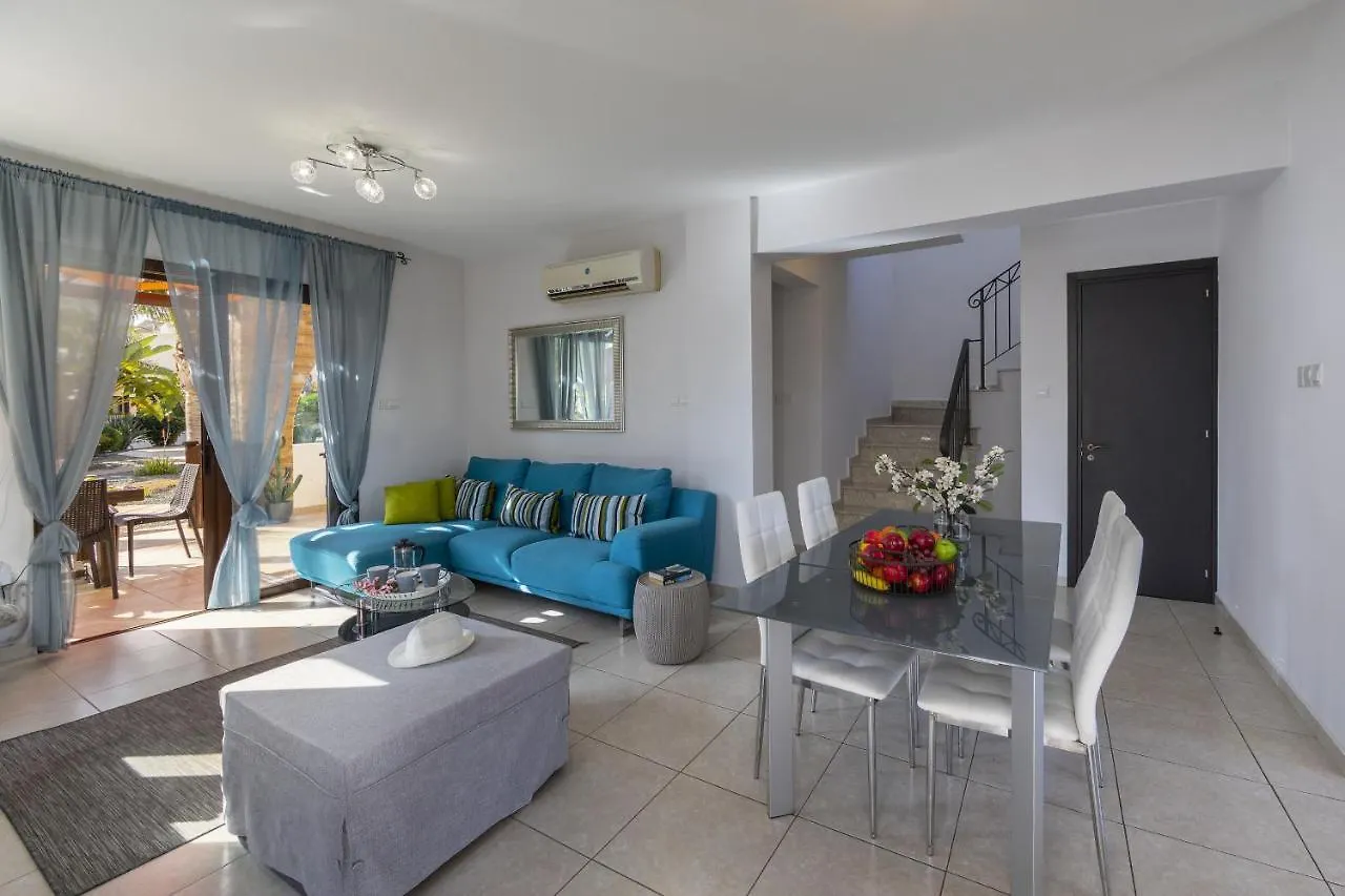 أيا نابا Ayia Thekla Villa Annamaria قبرص