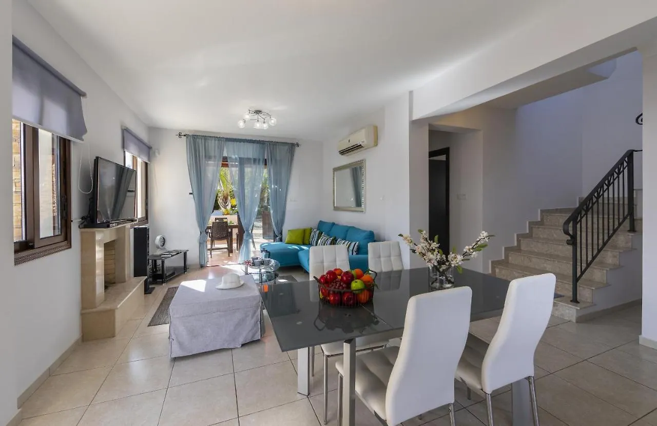 أيا نابا Ayia Thekla Villa Annamaria
