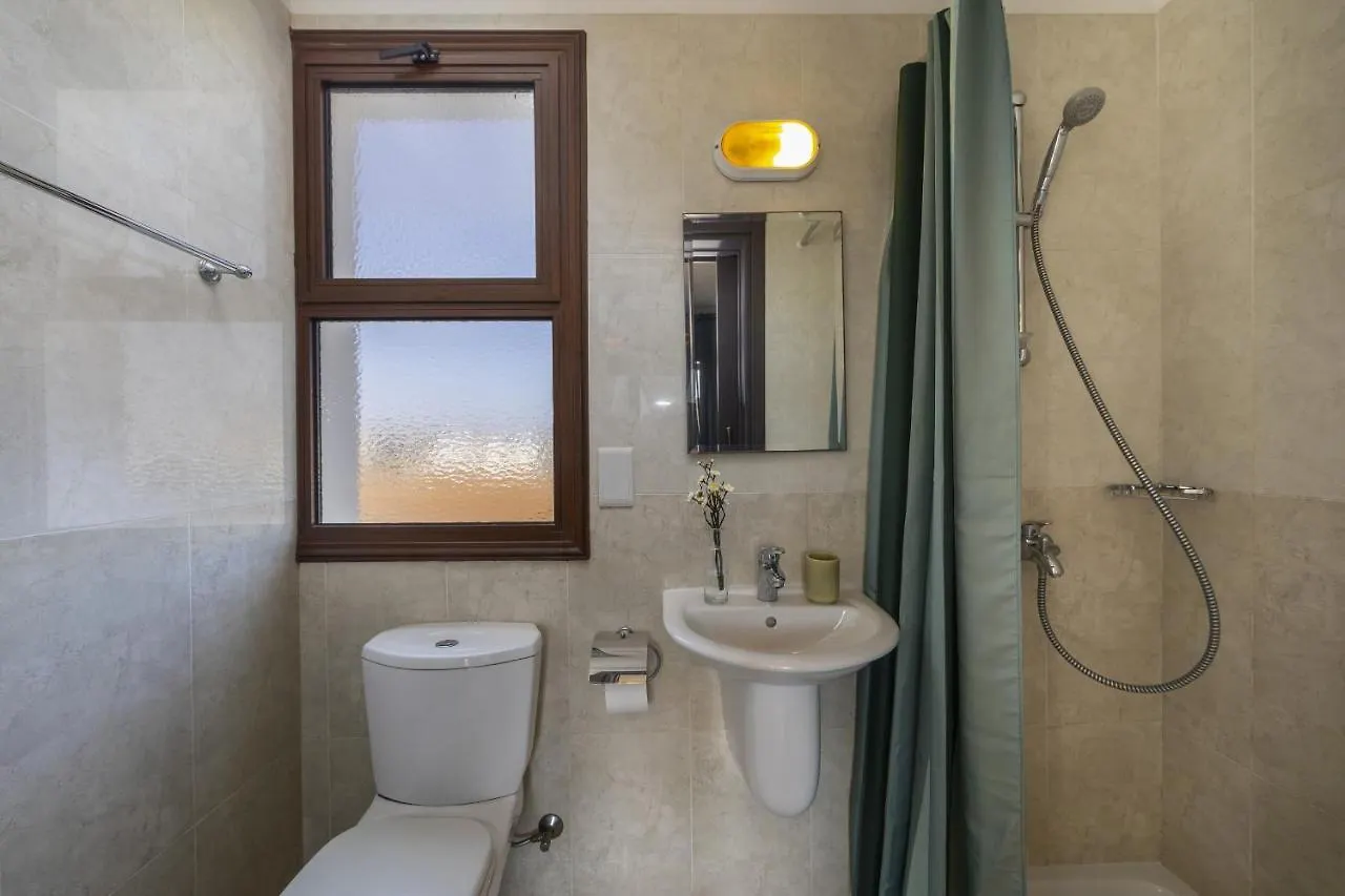 أيا نابا Ayia Thekla Villa Annamaria