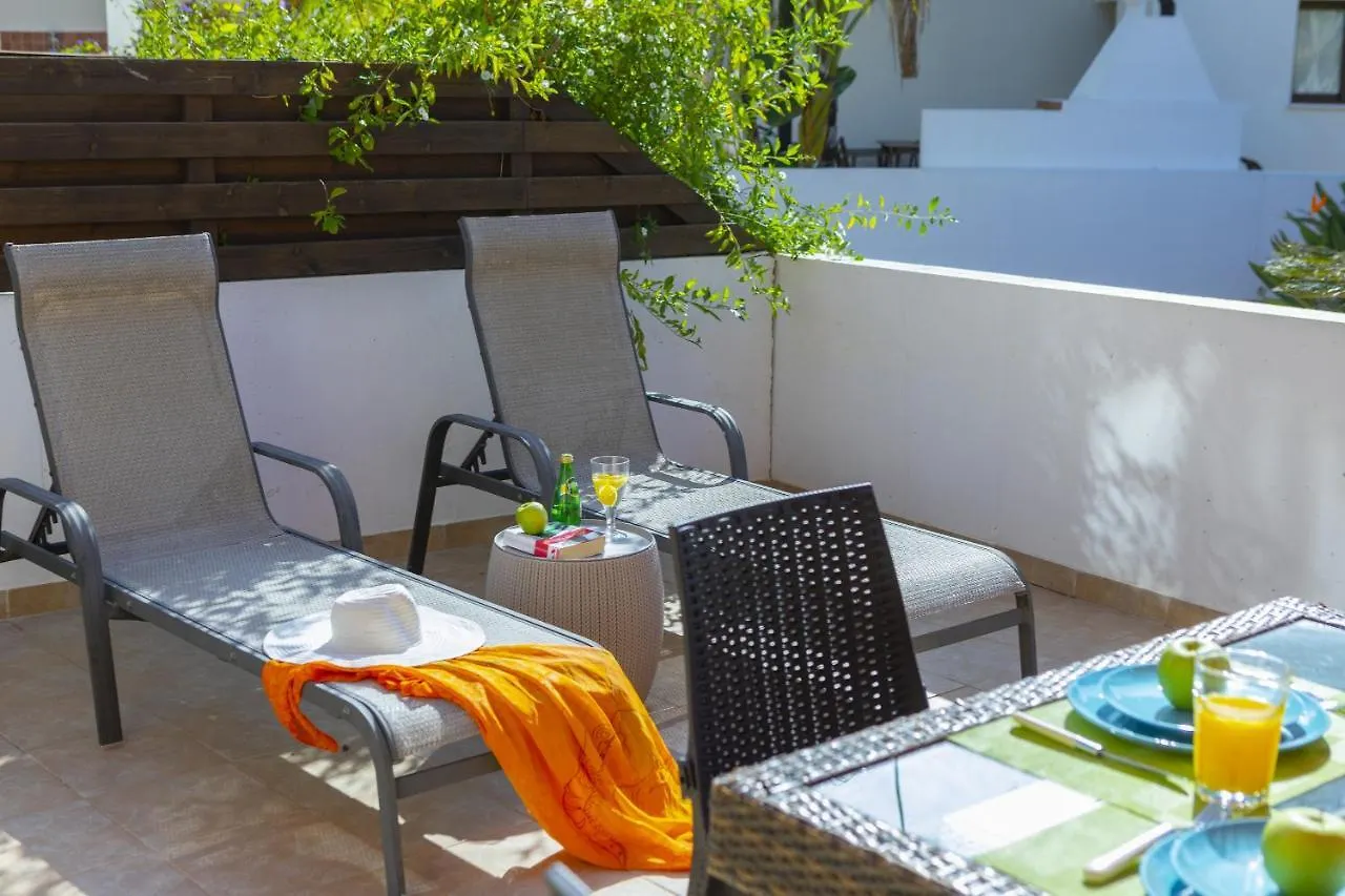 أيا نابا Ayia Thekla Villa Annamaria قبرص